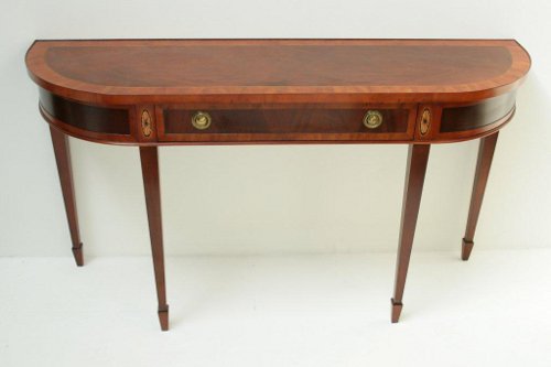 Copley Place Console