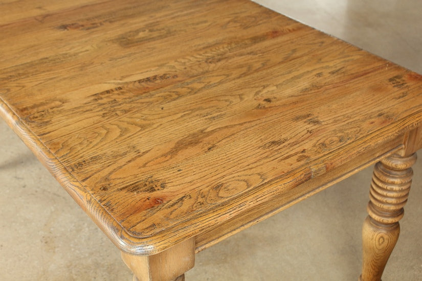 DT88 - Turned Leg Oak Dining Table