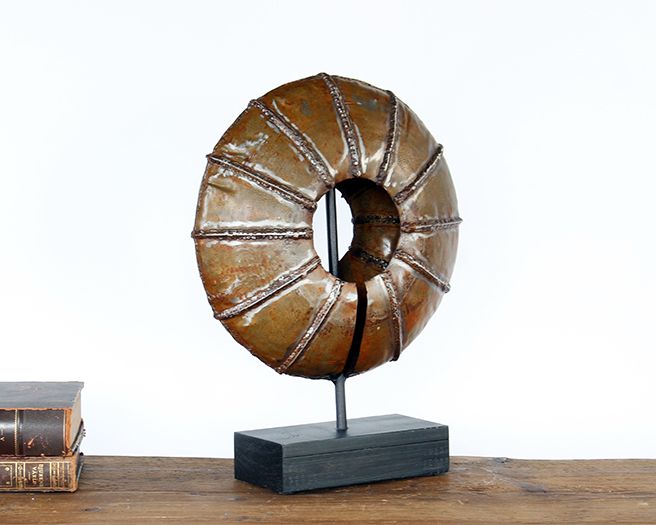 Rustic Bronze Wheel - Cleared Décor