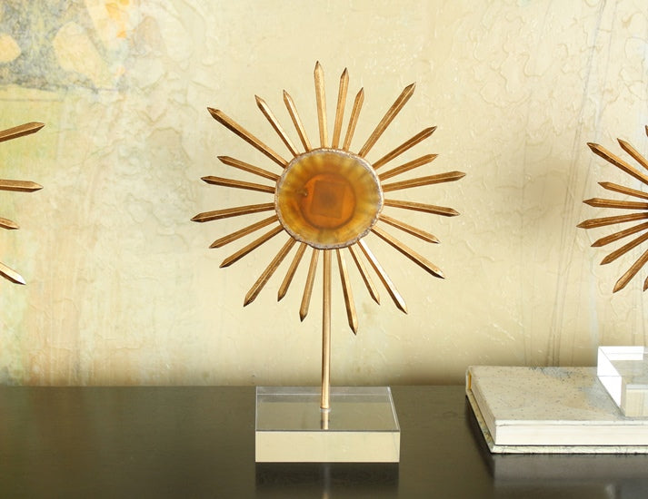 Omari Medium Sculpture - Cleared Décor