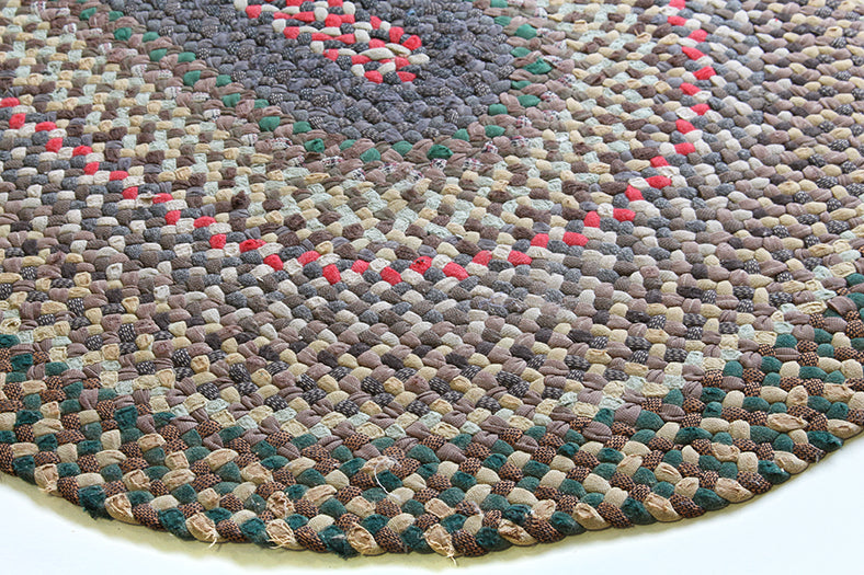 RUG25ATL - 3' x 5' Gray, Red and Green Braided Oval Rug