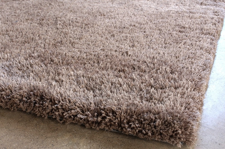 RUG291 5' x 8' Angel Shag Rug in Fossil Brown