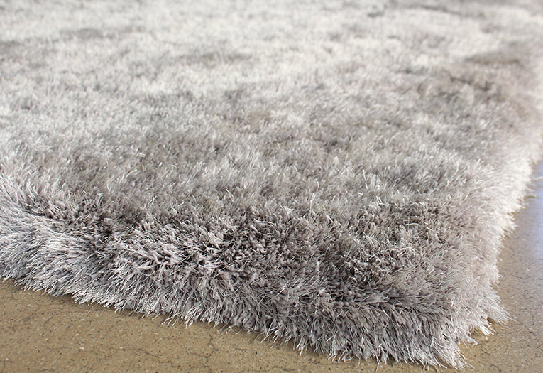 9' x 12' Light Gray Shag Rug