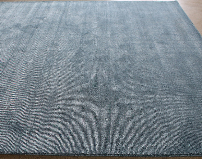 8' x 10' Peacock Rug