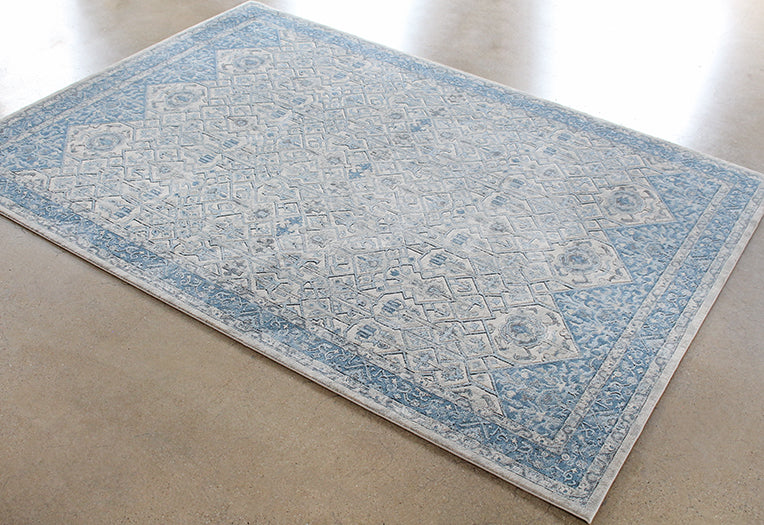 RUG495 - 8x11 Ainsley Rug In Ivory-Blue