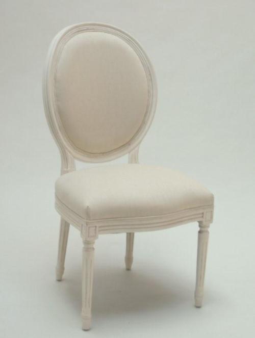 Antique White Oval Louis Side Chair
