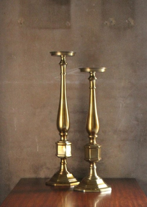 SCAN33LA - Set of 2 Brass Candlesticks
