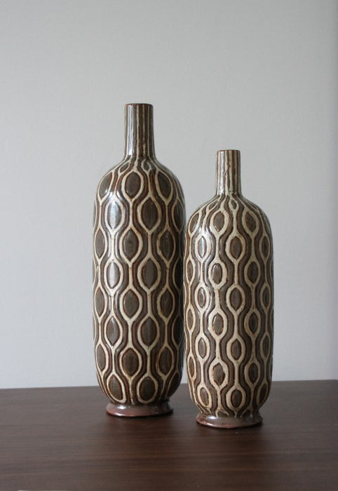 SVS100LA - Set of 2 Brown Ceramic Vases