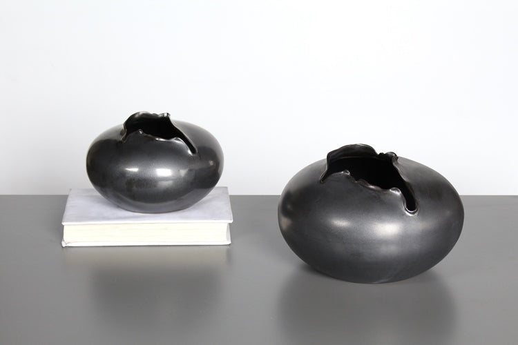 Set of 2 Tambora Vases