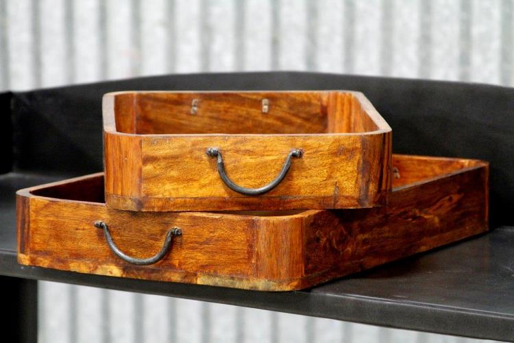 Set of 2 Wood and Iron Trays