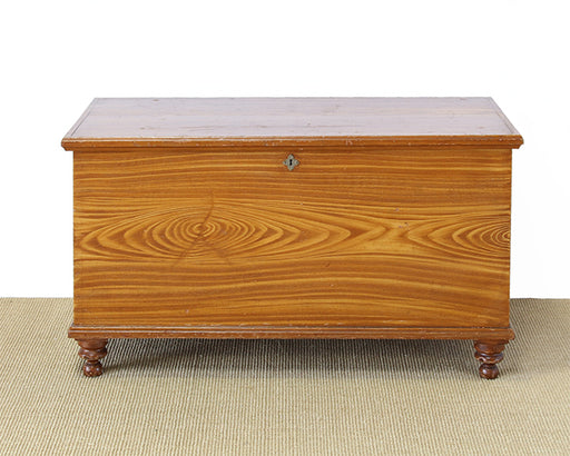 TRNK02ATL - Faux Grain Painted Blanket Chest circa 1870
