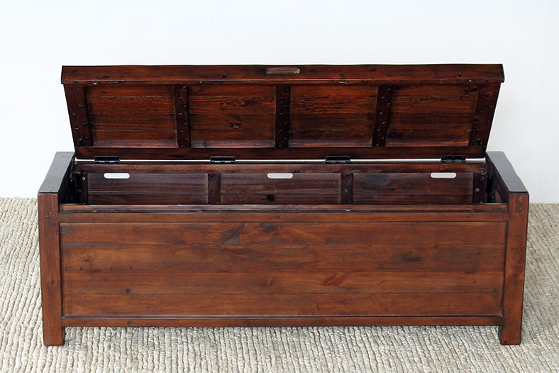 Post & Rail Blanket Chest