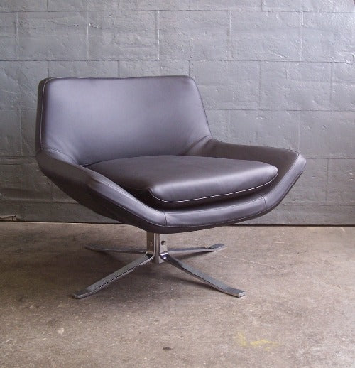 Vintage  Black Leather Lounge Chair on Splayed Chrome Base