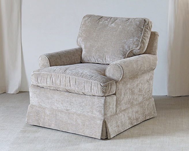 CC255ATL - Skirted Club Chair In Bergdorf Shell