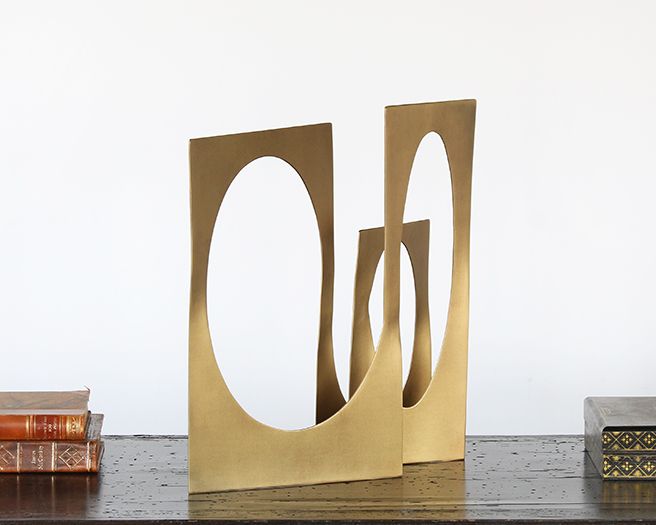 Overlapping Ovals Brass Sculpture - Cleared Décor