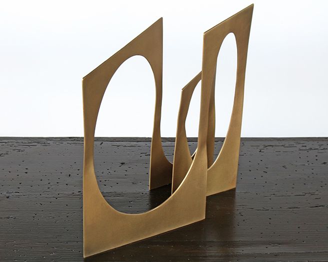 Overlapping Ovals Brass Sculpture - Cleared Décor