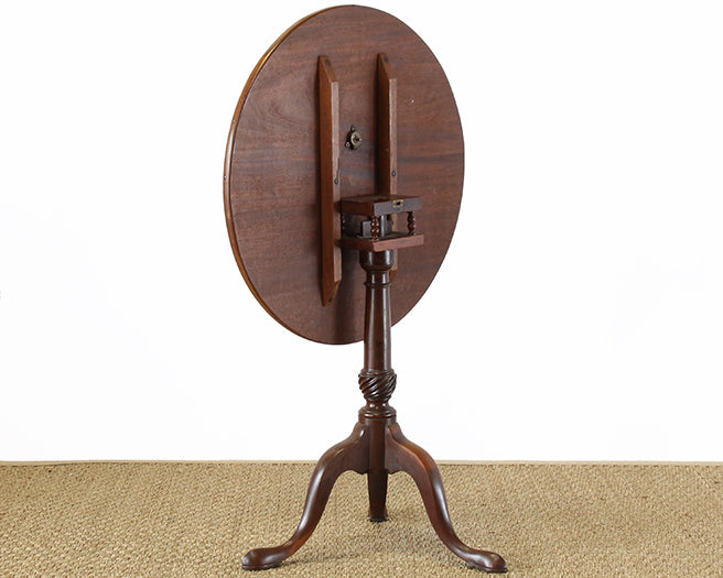 ET101ATL - Tilt Top 3-legged Table PA Circa 1885