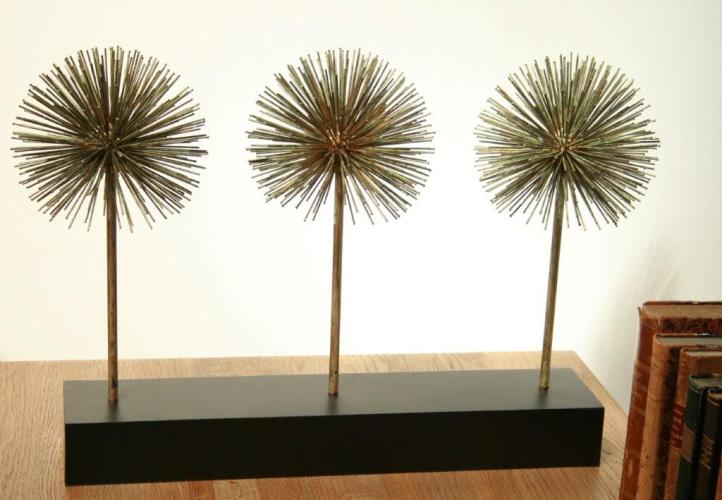 Three Dandelions Iron Sculpture - Cleared Décor