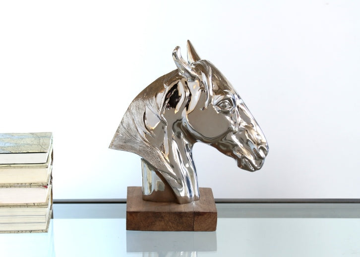 Leighton Sculpture - Cleared Décor