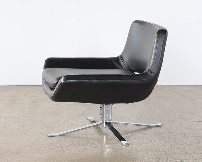 Vintage  Black Leather Lounge Chair on Splayed Chrome Base