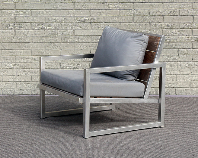 Montego Outdoor Lounge Chair