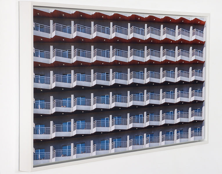 Valencia Apartment Building 47W X 24H