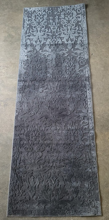 2'6" X 7'6" Persian Gun Metal Runner