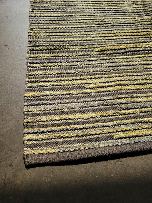 2'8" X 7'10" Gray, Green, & Yellow Runner