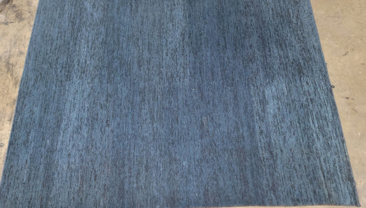 7'6" X 9'6" Blue Hand Tufted Rug MH