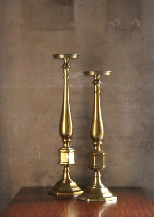 SCAN33LA - Set of 2 Brass Candlesticks