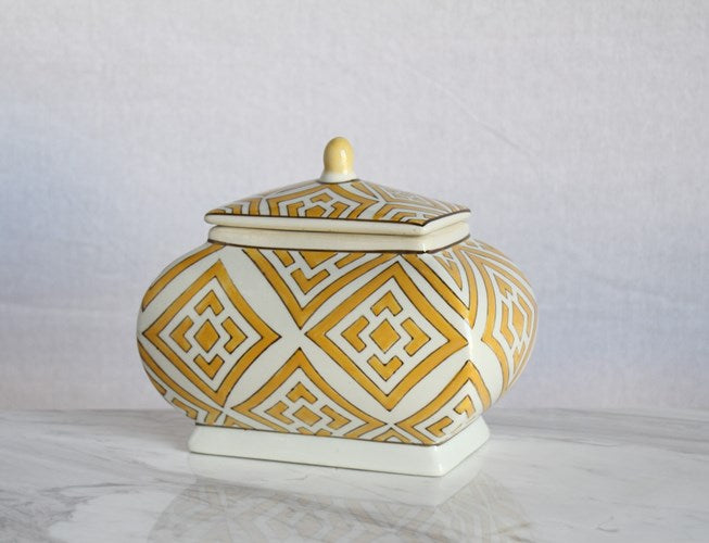 URN39LA - Minette Box