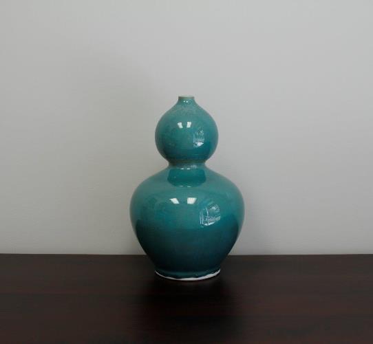 Peacock Green Gourd Vase