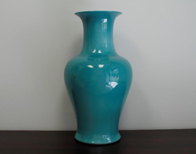 Peacock Green Fishtail Vase