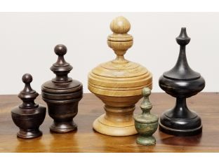 Set Of 5 Assorted Wooden Finials - Cleared Décor